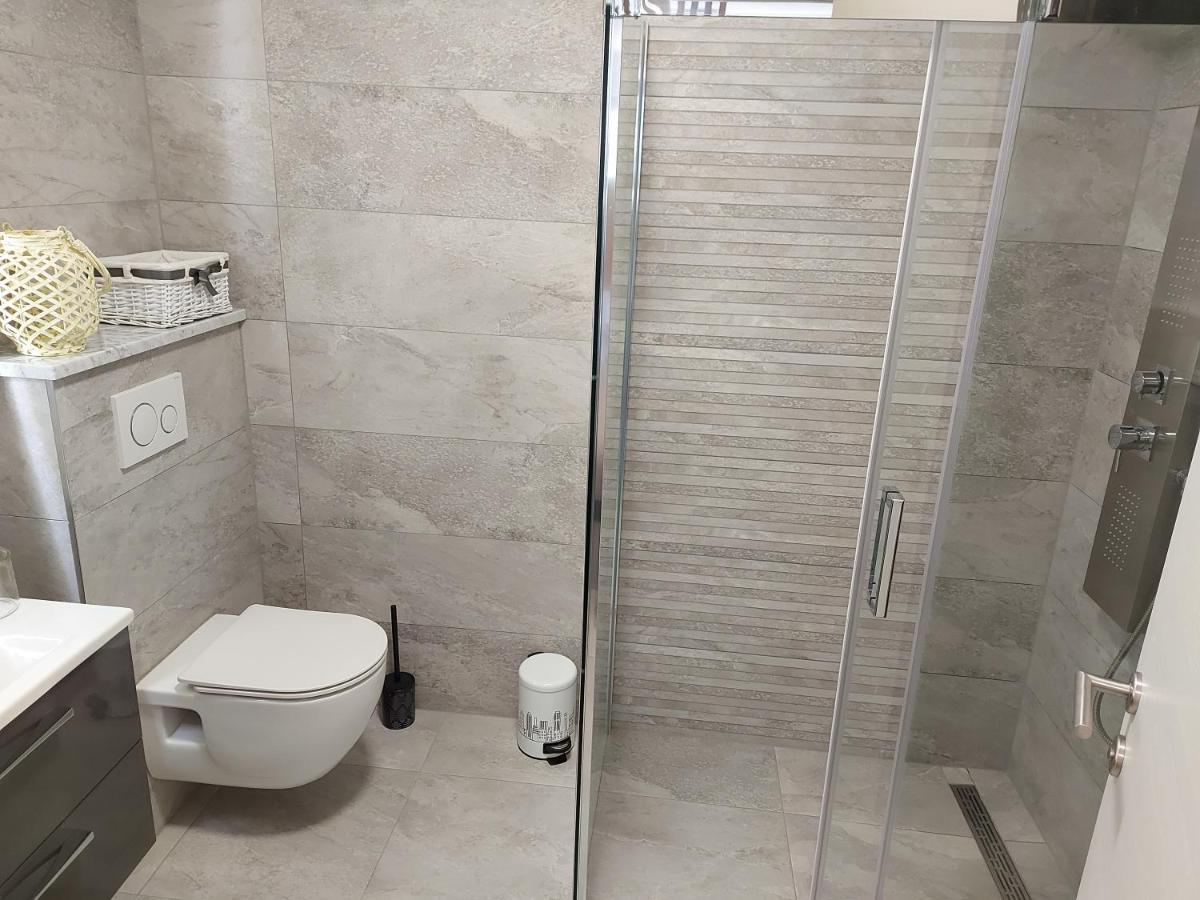 Apartman Matilda 2 Gradac  Luaran gambar