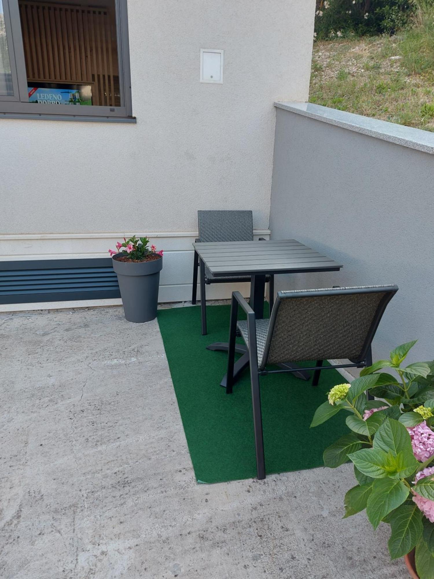 Apartman Matilda 2 Gradac  Bilik gambar